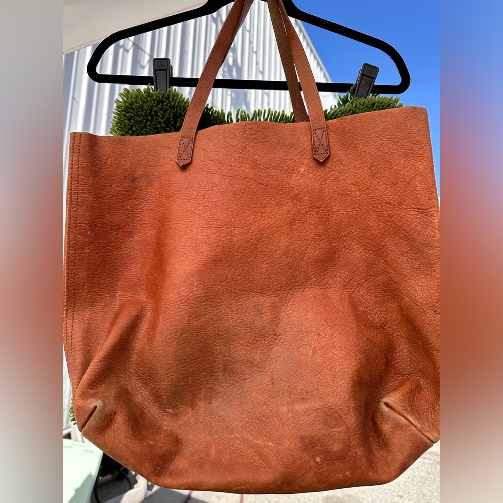 Leather shoulder bag by madewell - Picture 2 of 9